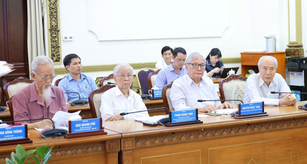 Nguyên lãnh đạo Trung ương, TPHCM hiến kế cho Luật Đô thị đặc biệt