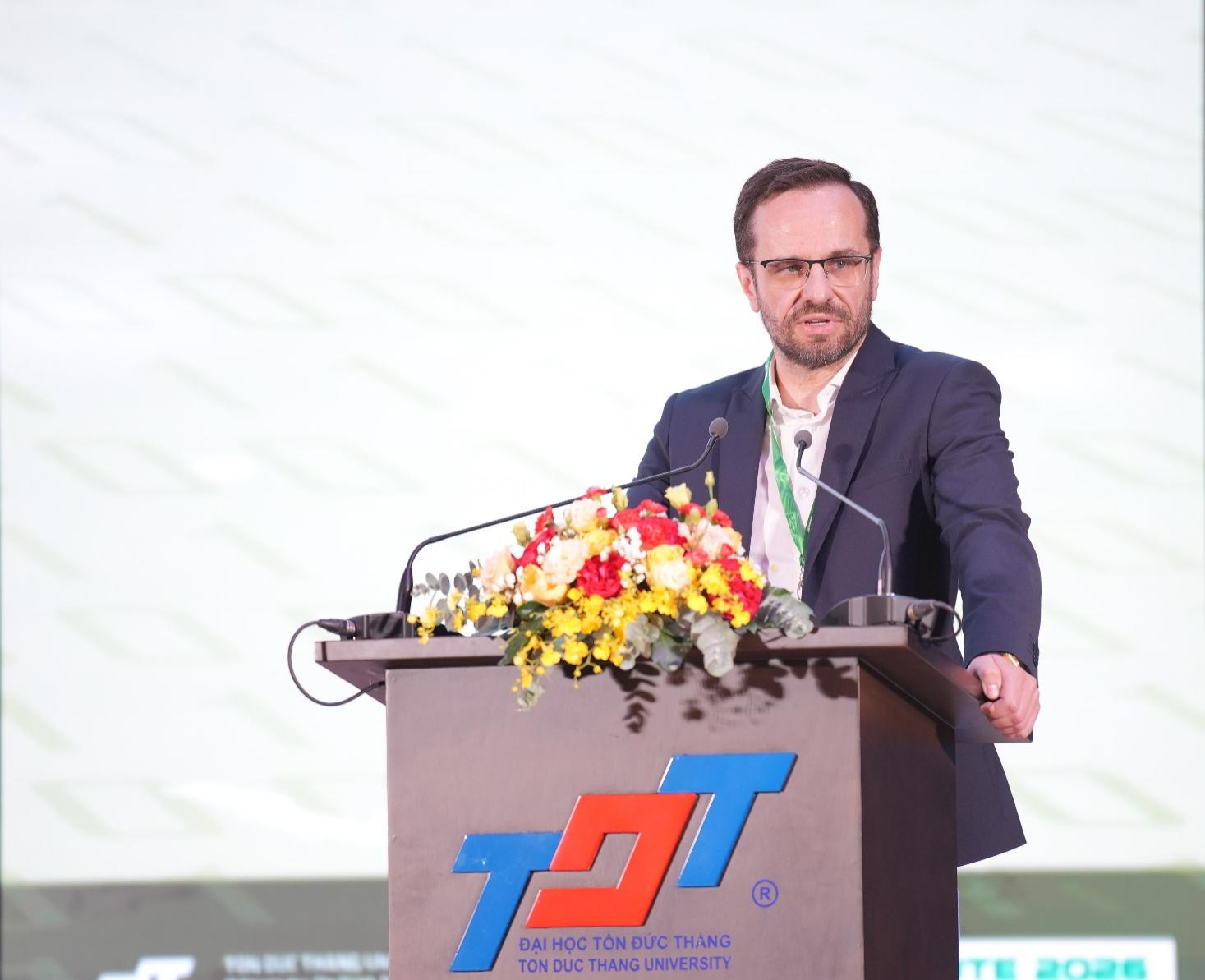 Picture2.png