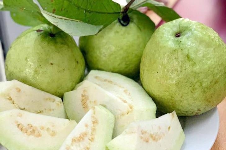 Tác dụng của việc ăn 1-2 quả ổi mỗi ngày