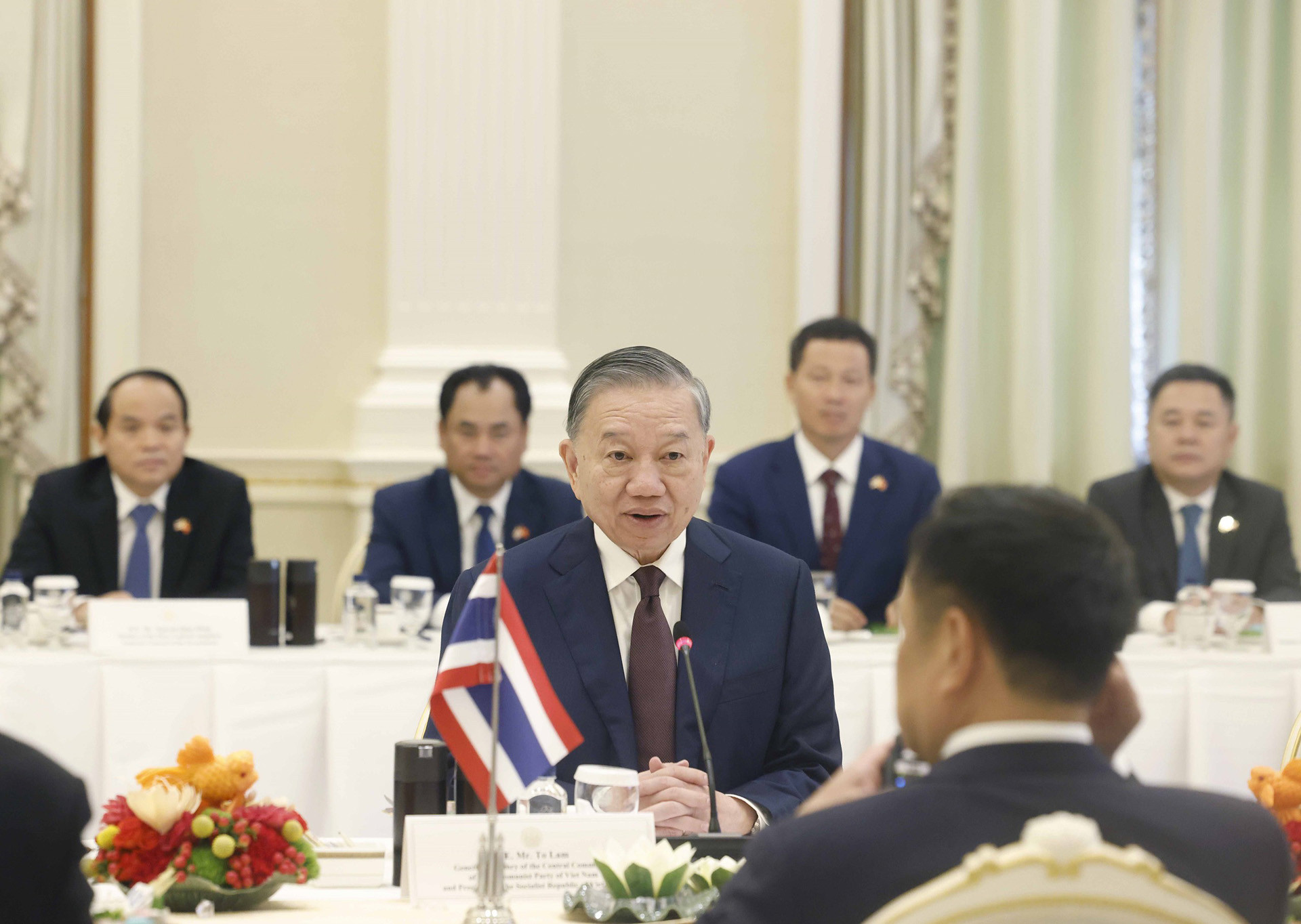 vnapotaltongbithuchutichnuoctolamhoidamvoithutuongthailananutincharnvirakul8789740 17799431748121362900787.jpg