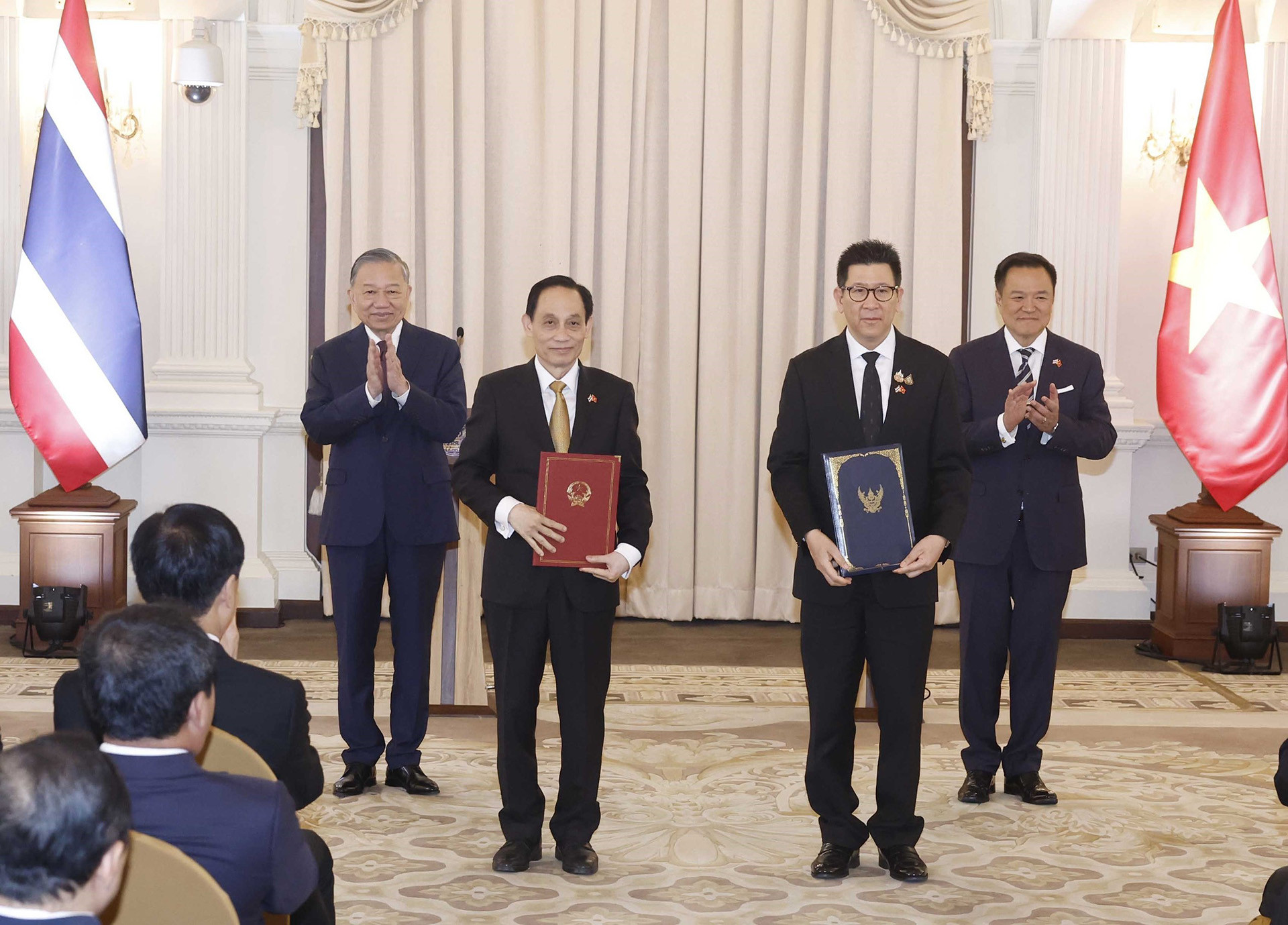 vnapotaltongbithuchutichnuoctolamvathutuongthailanchungkienletraovankienhoptacgiuahainuoc8789995 17799502260771254972902.jpg