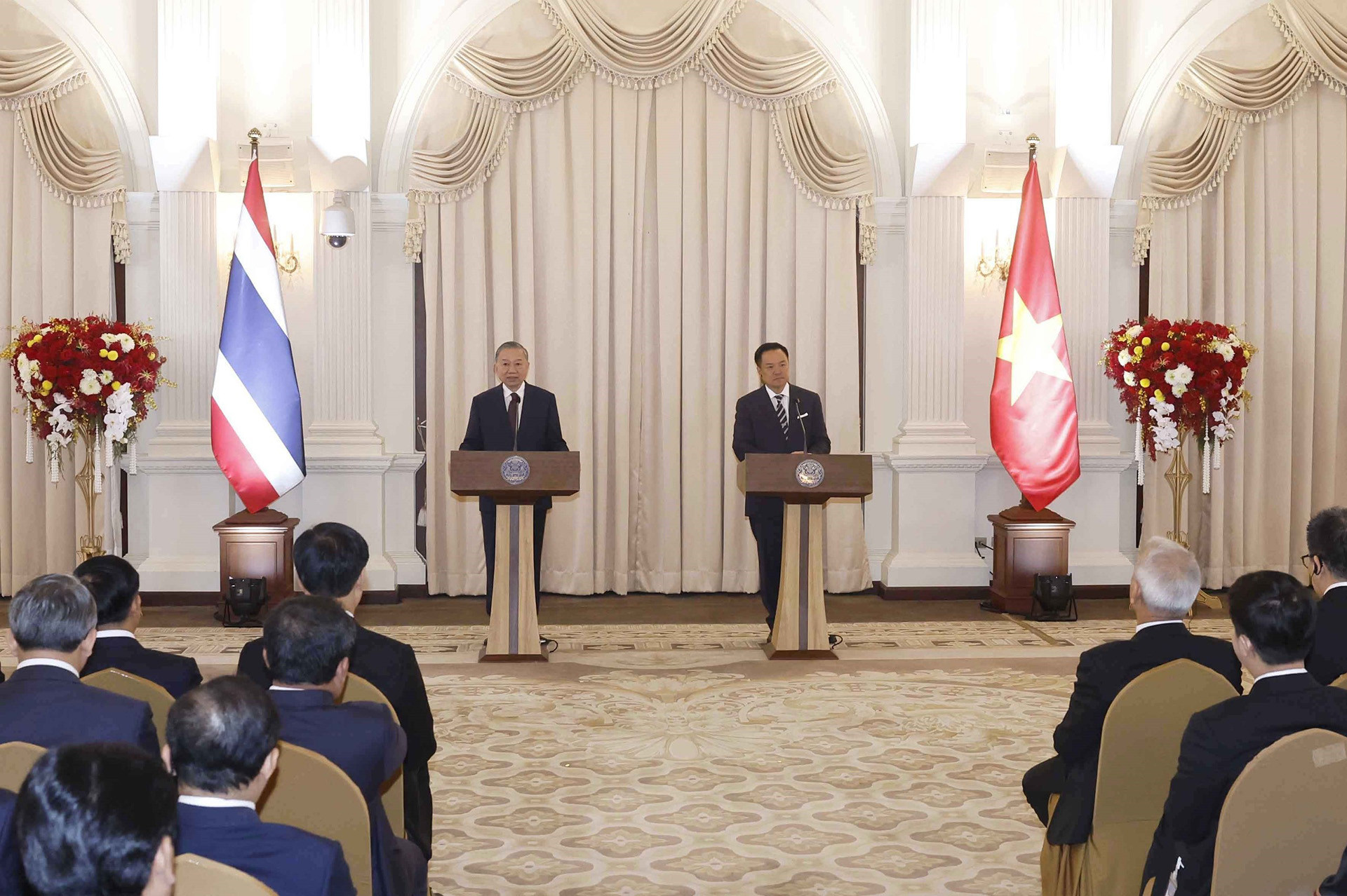 vnapotaltongbithuchutichnuoctolamvathutuongthailangapgobaochi8789980 1779950440523641826510.jpg