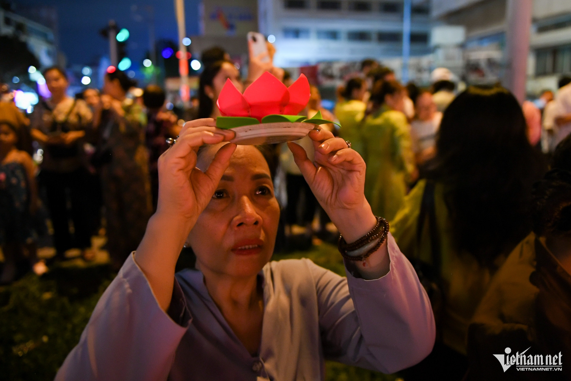 W-phật đản TPHCM   nguyễn huế 30.jpg