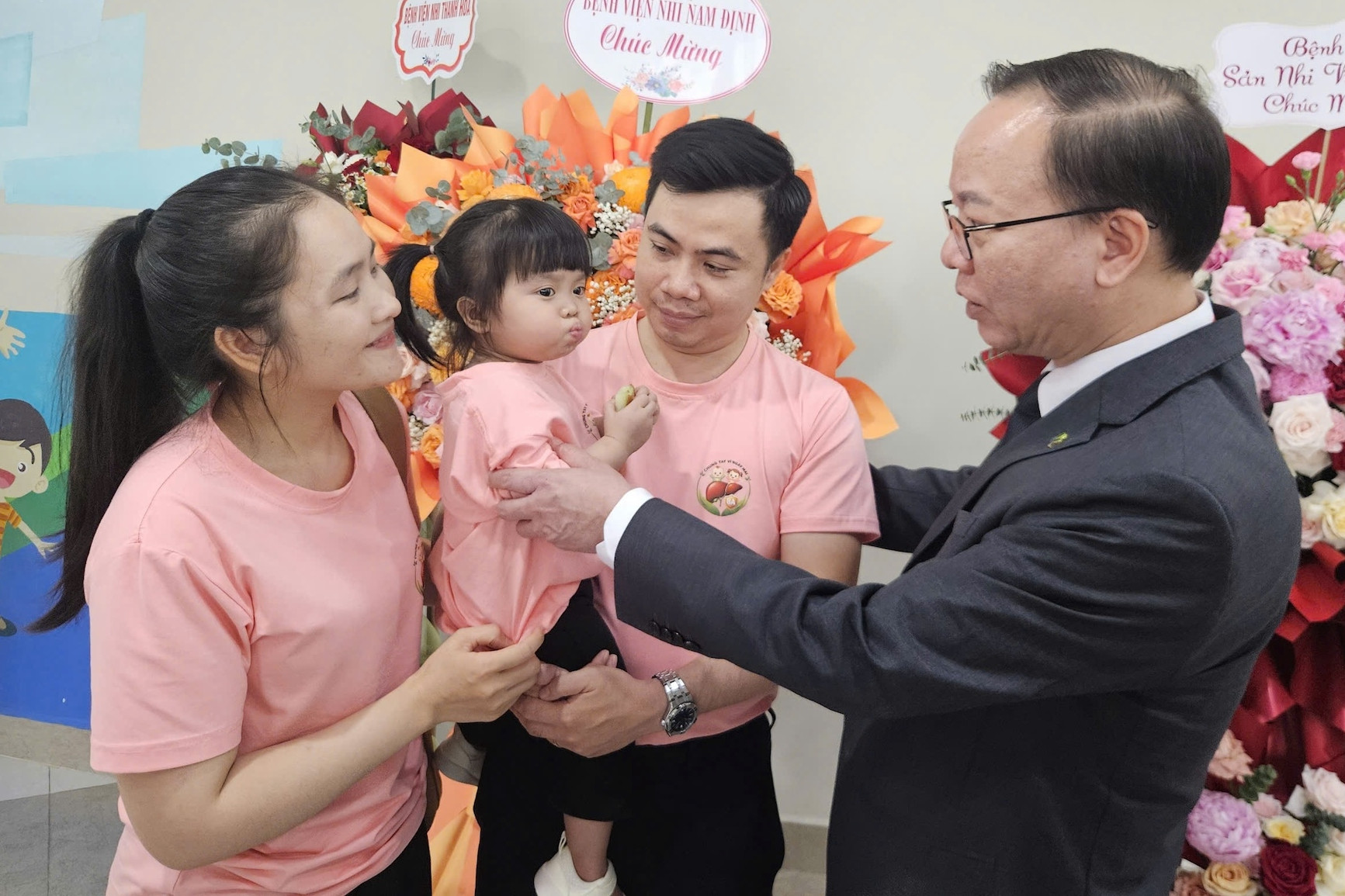 Giám đốc Bệnh viện Nhi Trung ương nói về chi phí ghép gan cho trẻ em