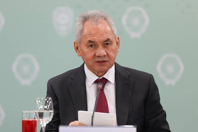 Nga hối thúc các nhà ngoại giao rời Ukraine, EU không làm trung gian đàm phán