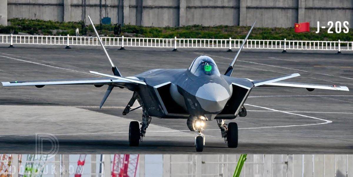 Tiêm kích J20S.jpg