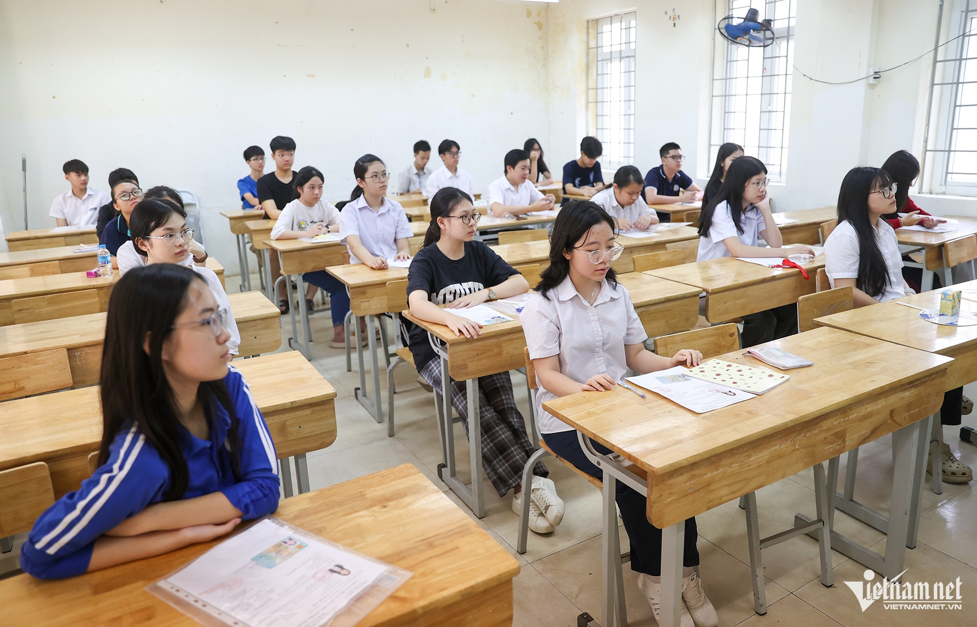 https://static-images.vnncdn.net/vps_images_publish/000001/000003/2026/5/29/w-quang-trung-dong-da-3348-1482.jpg