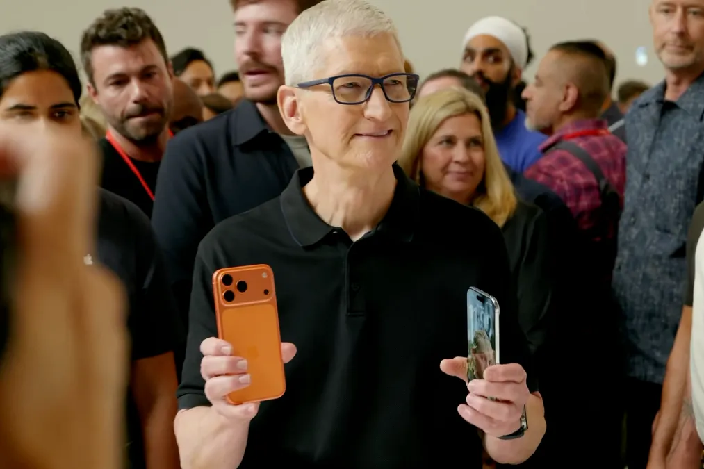 CEO Tim Cook chính thức lên tiếng về 'thảm họa' sắp ập đến với iPhone