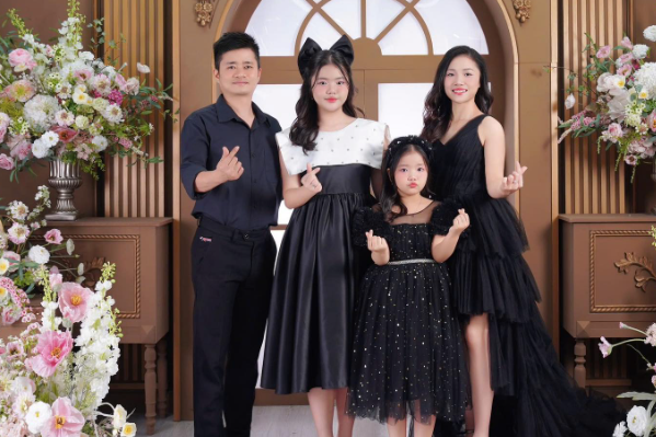 'Công chúa xiếc' Phạm Hướng: Lúc khó khăn quá, chồng tôi quyết định dừng lại