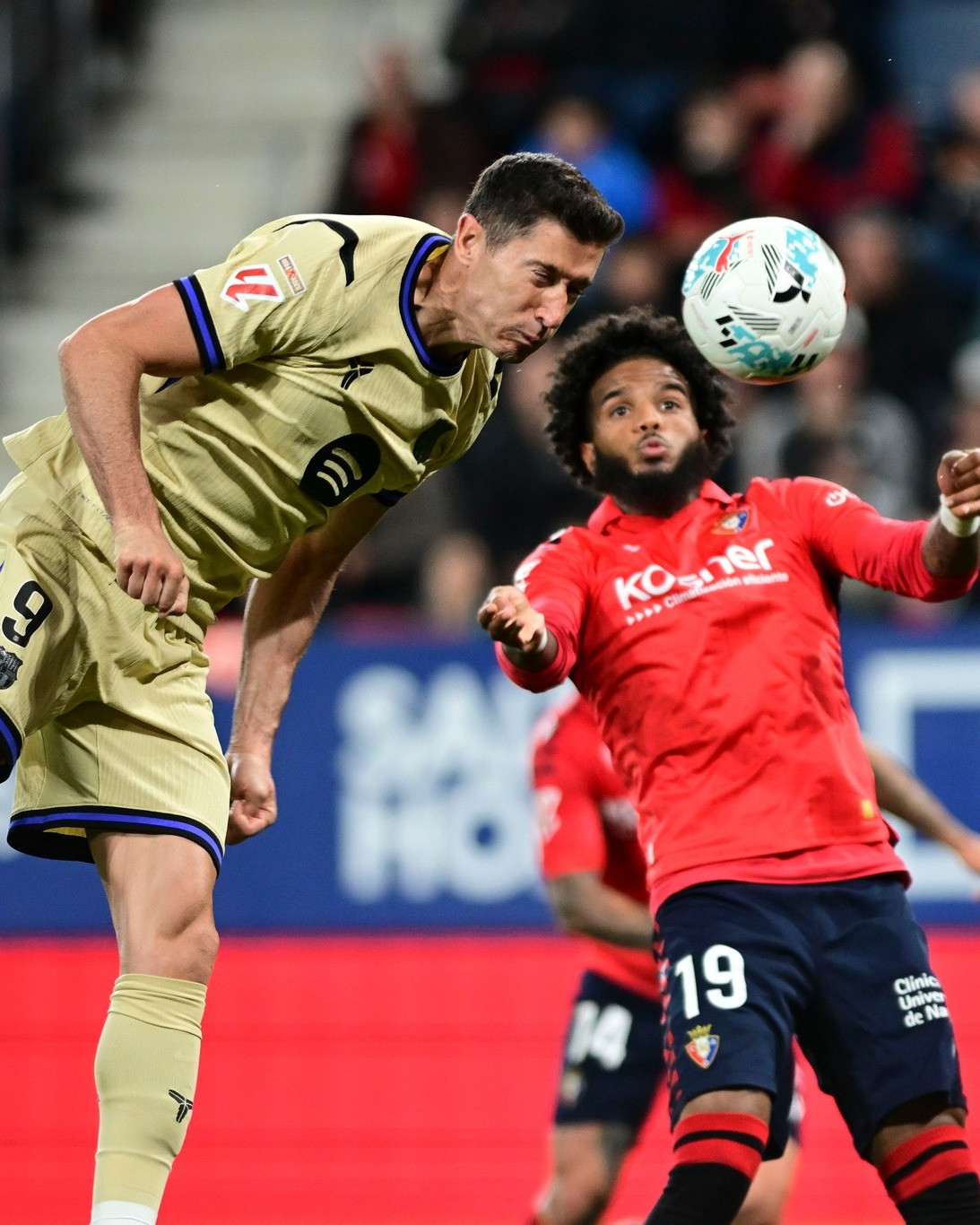 https://static-images.vnncdn.net/vps_images_publish/000001/000003/2026/5/3/osasuna-vs-barca-291.jpg