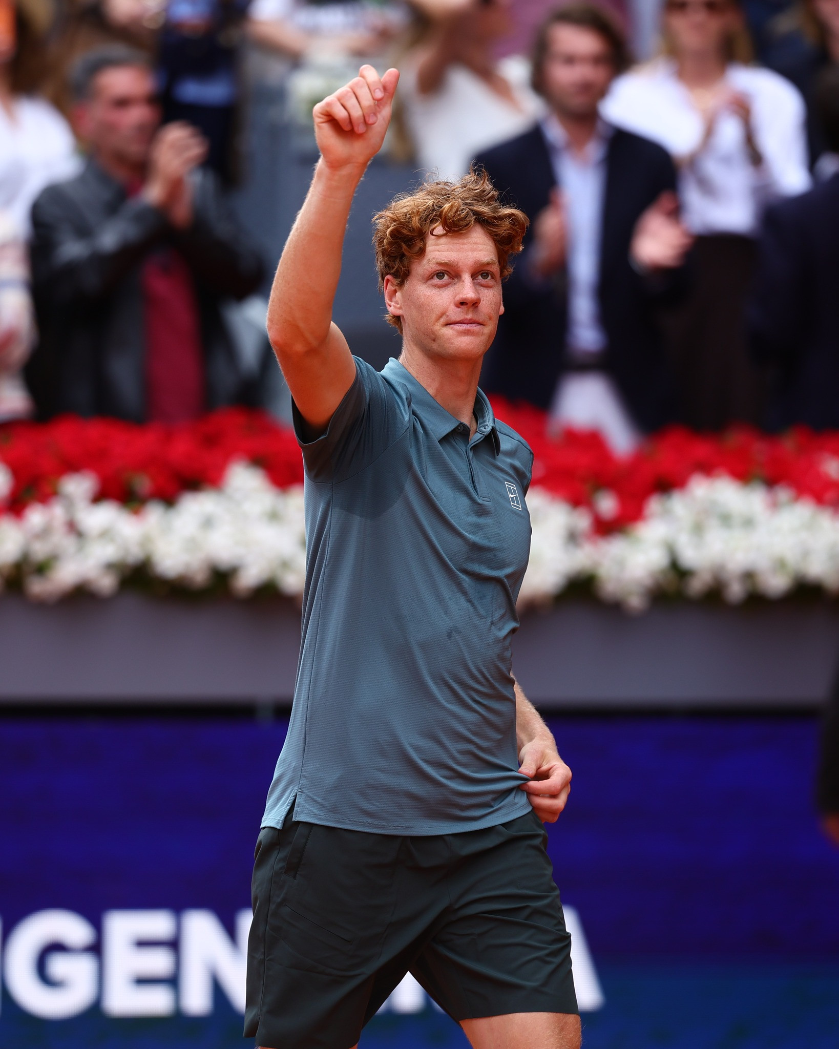 https://static-images.vnncdn.net/vps_images_publish/000001/000003/2026/5/3/sinner-vs-zverev-2-2481.jpg