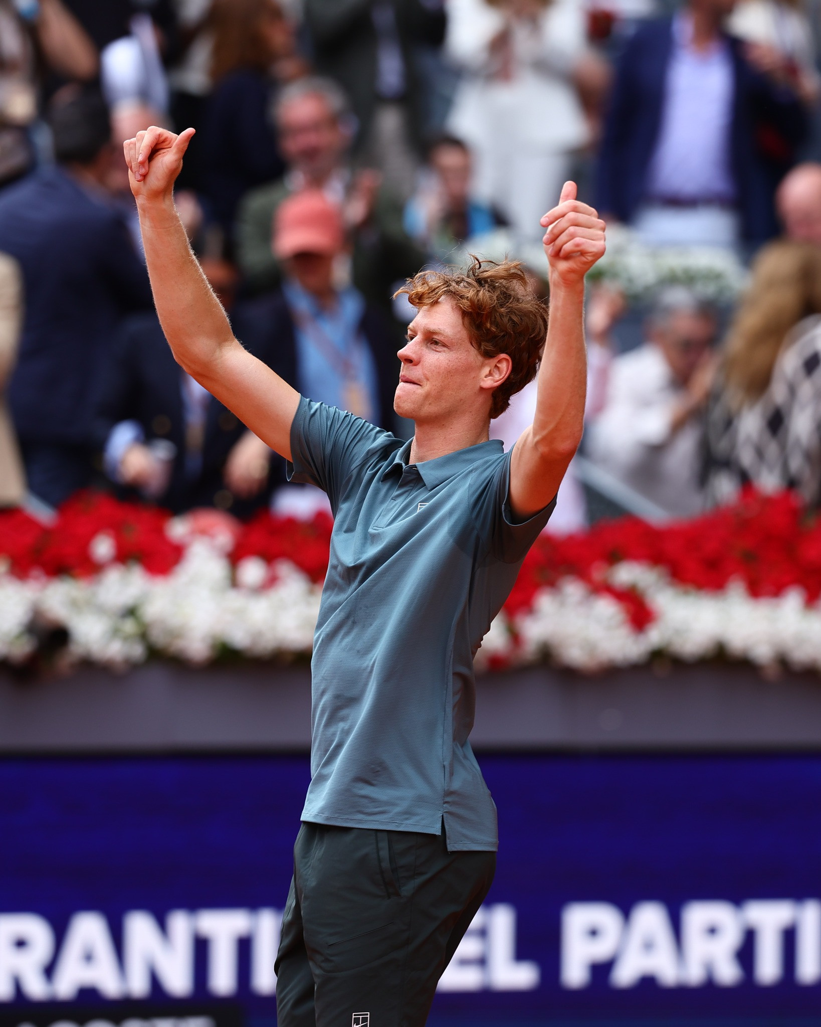 https://static-images.vnncdn.net/vps_images_publish/000001/000003/2026/5/3/sinner-vs-zverev-6-2479.jpg