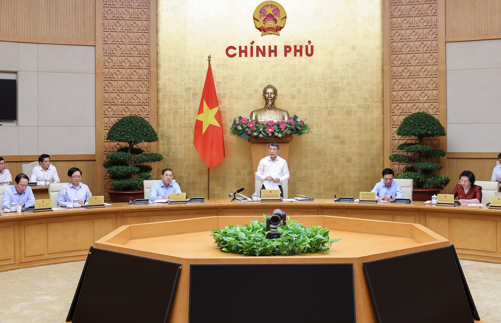  Bộ Chính trị quy định chức năng, nhiệm vụ của Đảng ủy Chính phủ 