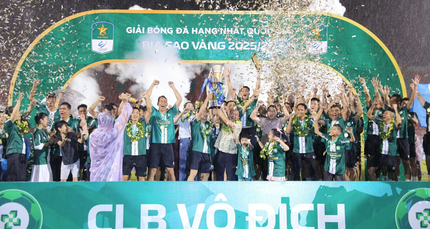 Công Phượng chói sáng, Đồng Nai chính thức giành vé lên V-League