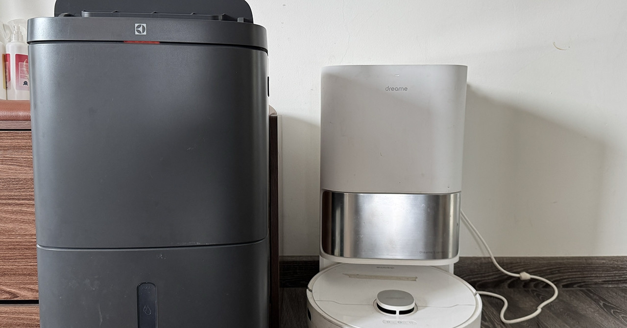 Đắt ngang xe máy, robot hút bụi gần 30 triệu đồng vẫn hút khách