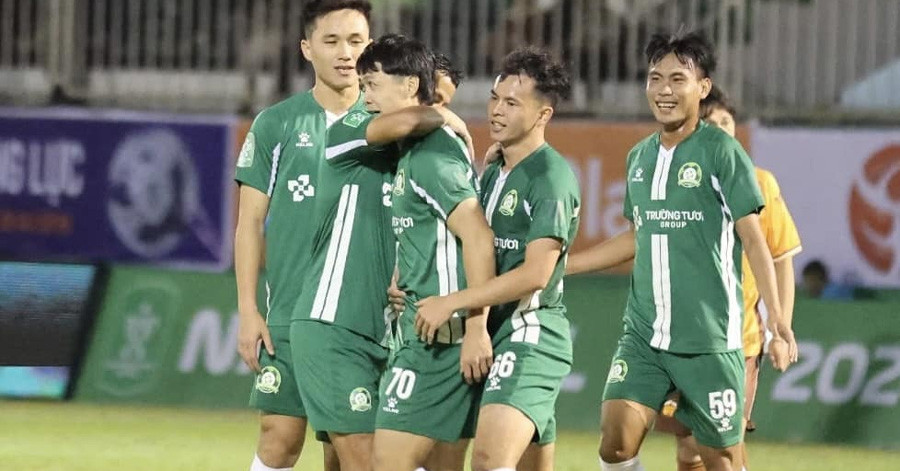 Công Phượng chói sáng, Đồng Nai chính thức giành vé lên V-League