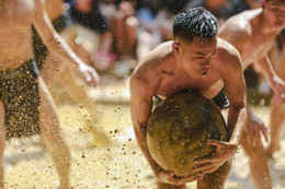 lễ hội vật cầu bùn vân hà_22.JPG