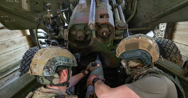 Nga - Ukraine giao tranh liên tục, Kiev không đủ điều kiện nhận khoản vay từ EU