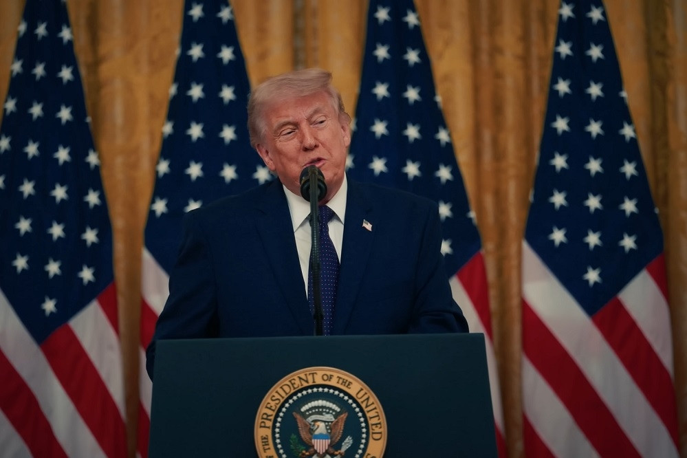 Ông Trump cho dỡ lệnh phong tỏa hải quân, đưa ra loạt điều kiện với Iran