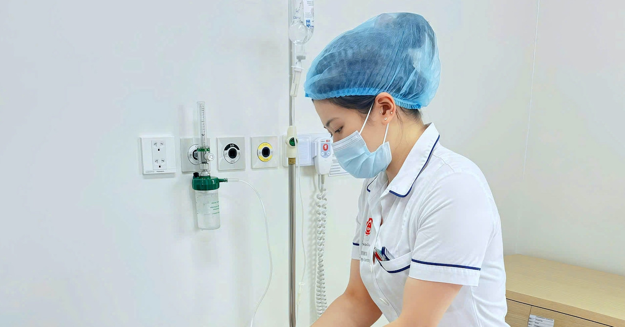 Thức khuya, làm việc xuyên đêm: Nhiều người trẻ ngỡ ngàng dính "bệnh người già"