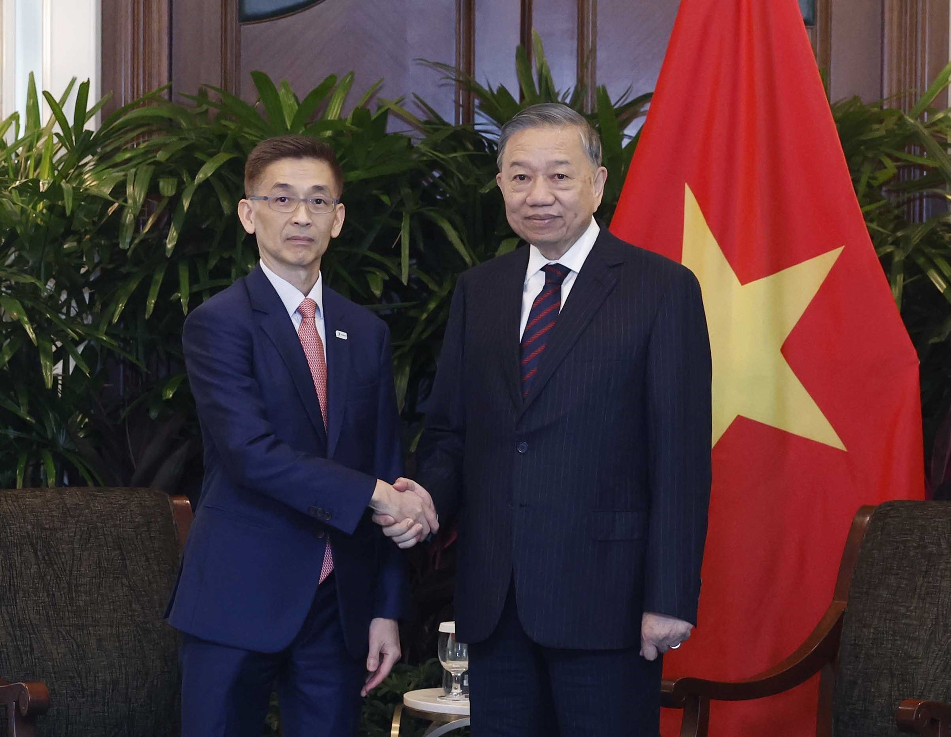 vnapotaltongbithuchutichnuoctieplanhdaomotsodoanhnghieploncuasingapore8794904 1780130746490111761063.jpg