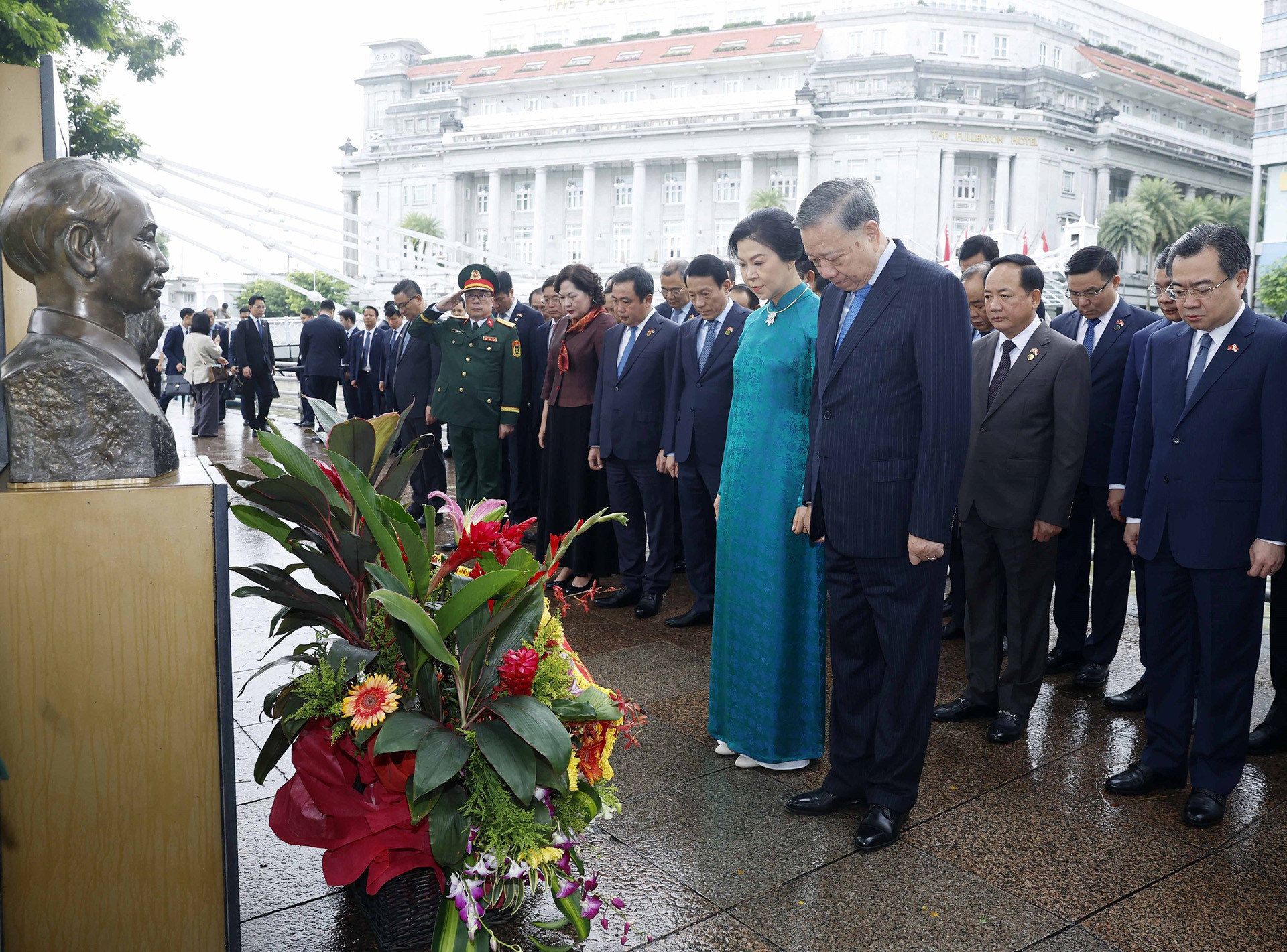 vnapotaltongbithuchutichnuoctolamvaphunhancungdoandaibieucapcaovietnamdanghoataituongdaichutichhochiminh8794204 1780107275311737892798.jpg