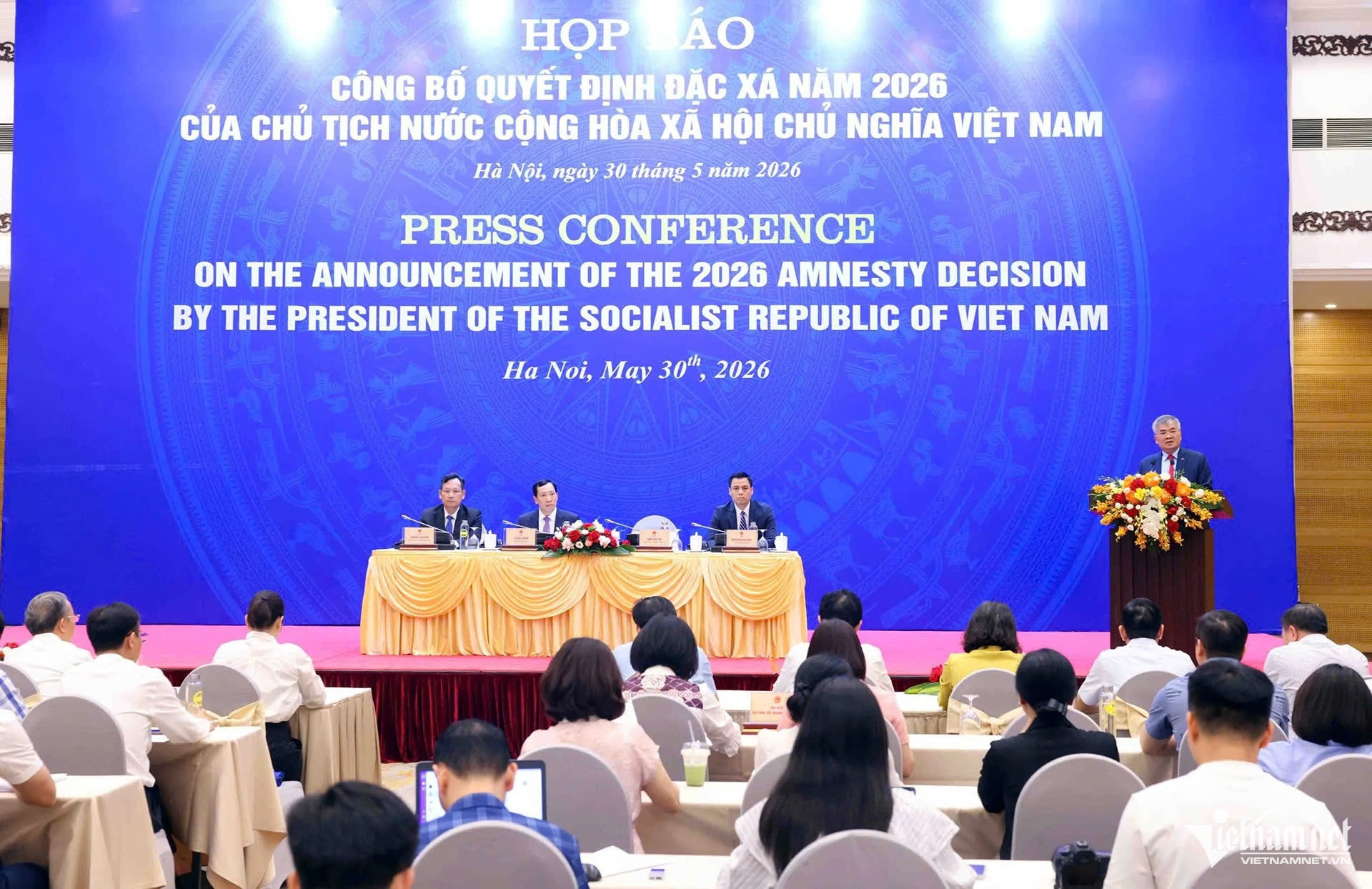W-đặc xá 2.jpg