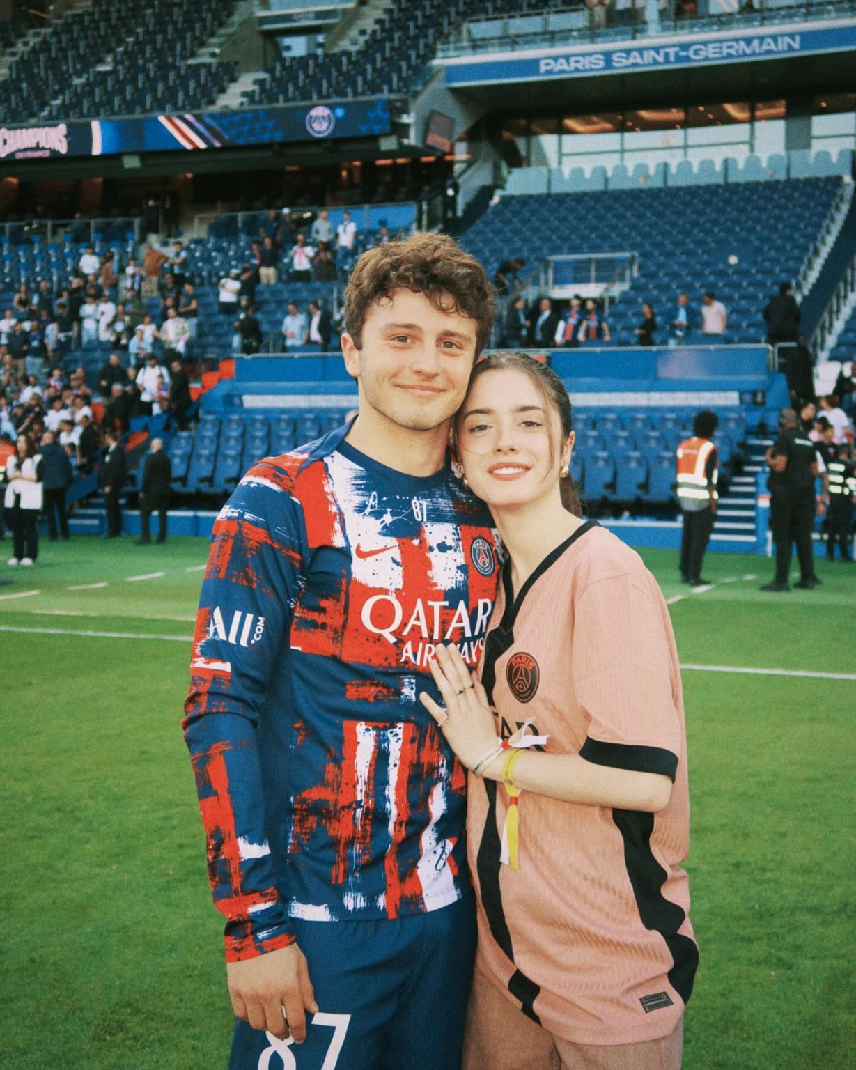 Dàn WAGs cực xinh hâm nóng chung kết Champions League www_thesun_co_uk madalena aragao 1084143477.jpg