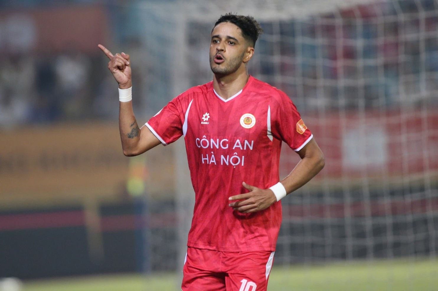 Bảng xếp hạng V-League 2025/26 - Vòng 25 mới nhất