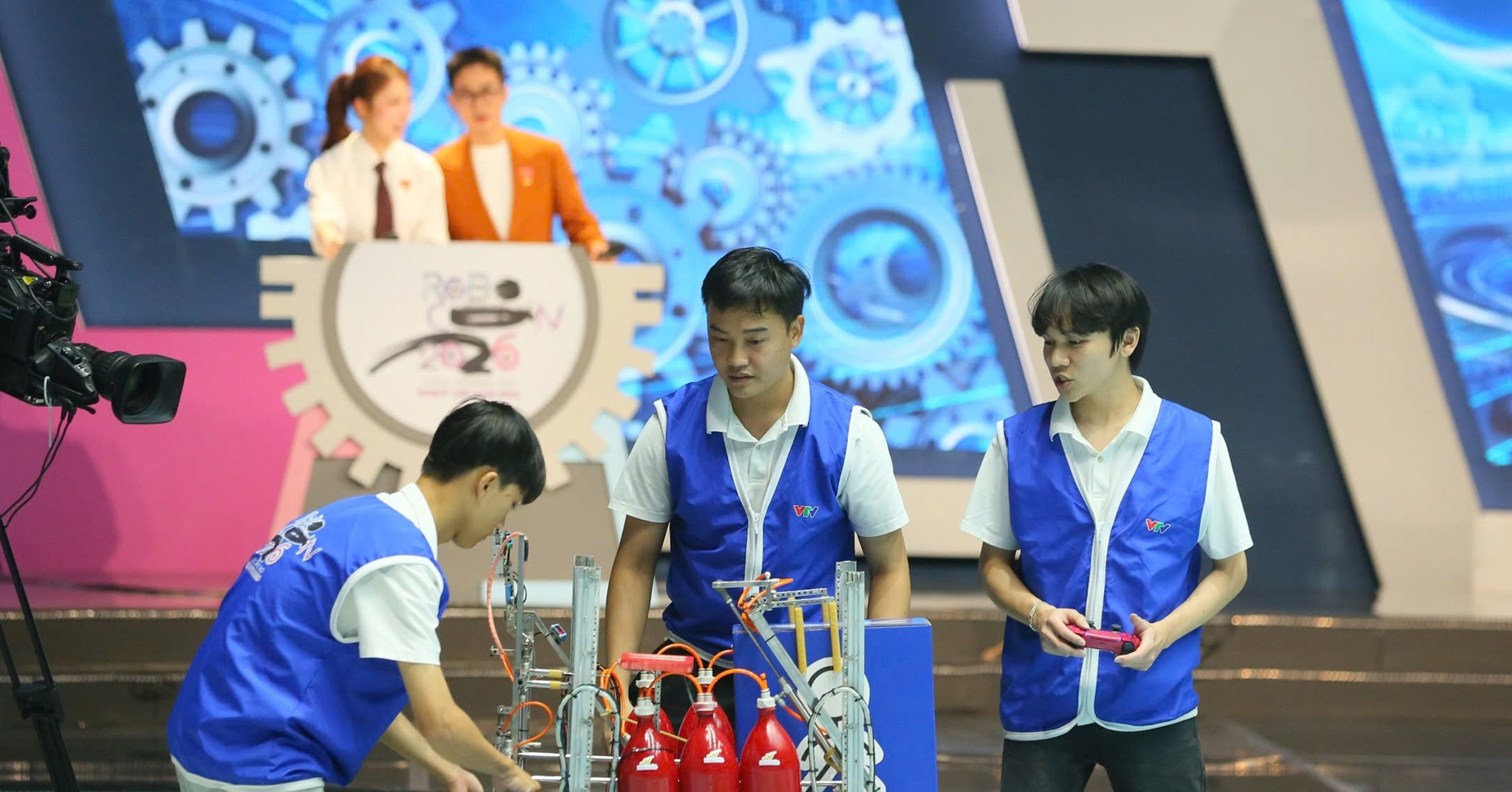 Đại học Lạc Hồng vô địch Robocon Việt Nam 2026, giành vé dự đấu trường châu Á