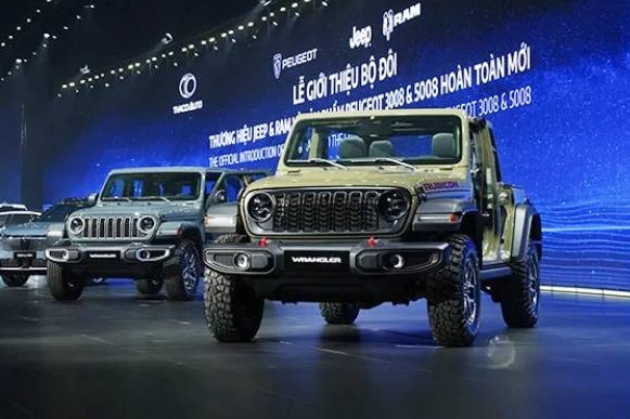 Jeep và Ram đổi nhà nhập khẩu vào Việt Nam, tương lai có đổi phận kén khách?
