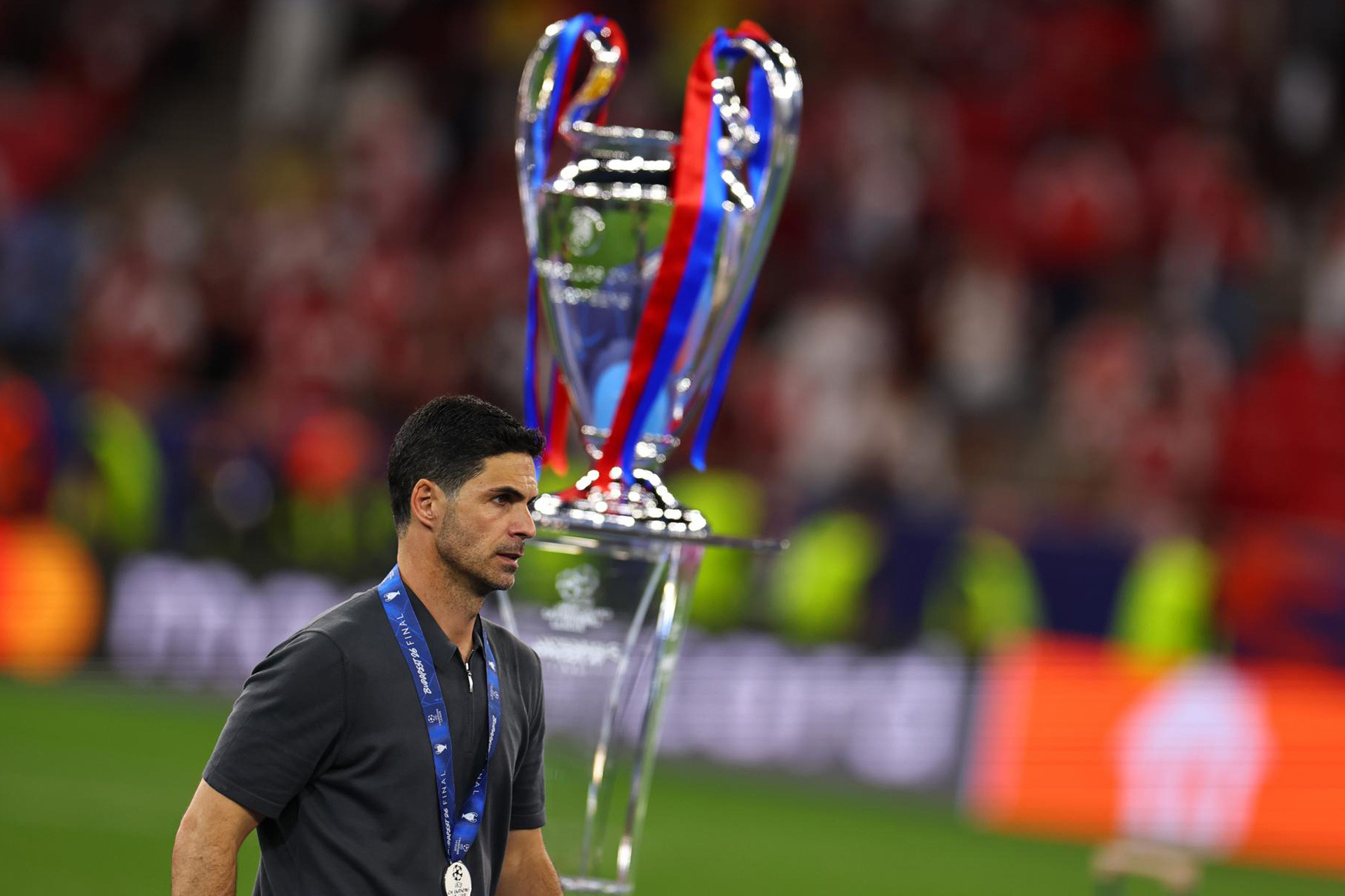 Mikel Arteta PSG Arsenal.jpg