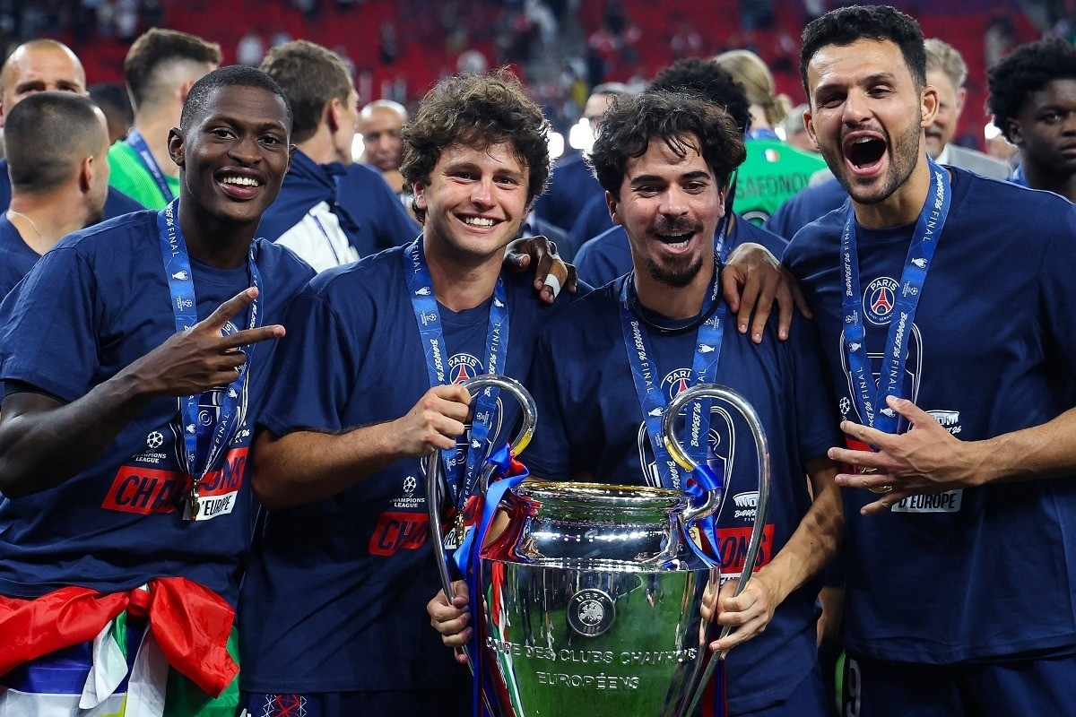 PSG vô địch Cúp C1 nhận thưởng khổng lồ, dàn sao ‘bơi’ trong tiền