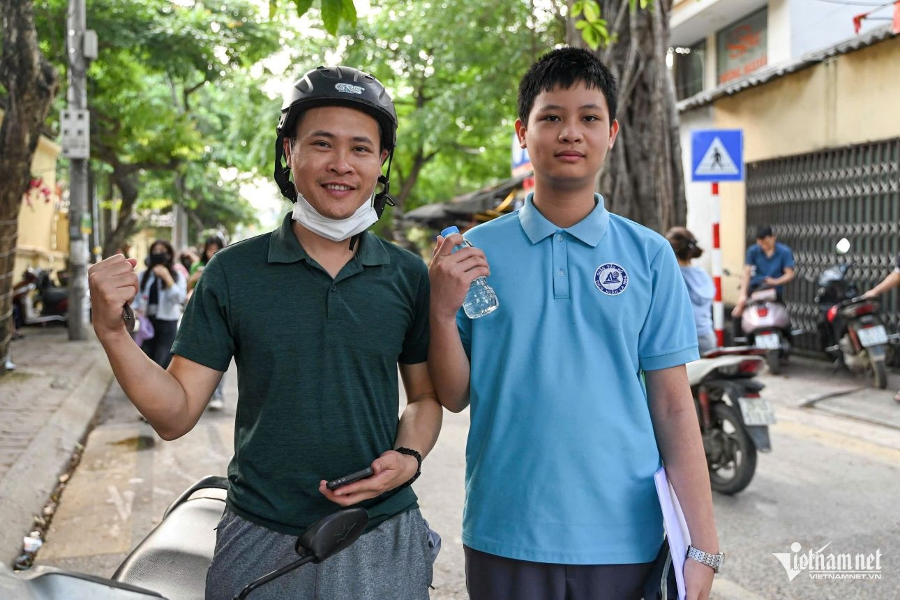 W-Huy thi vao 103.jpg
