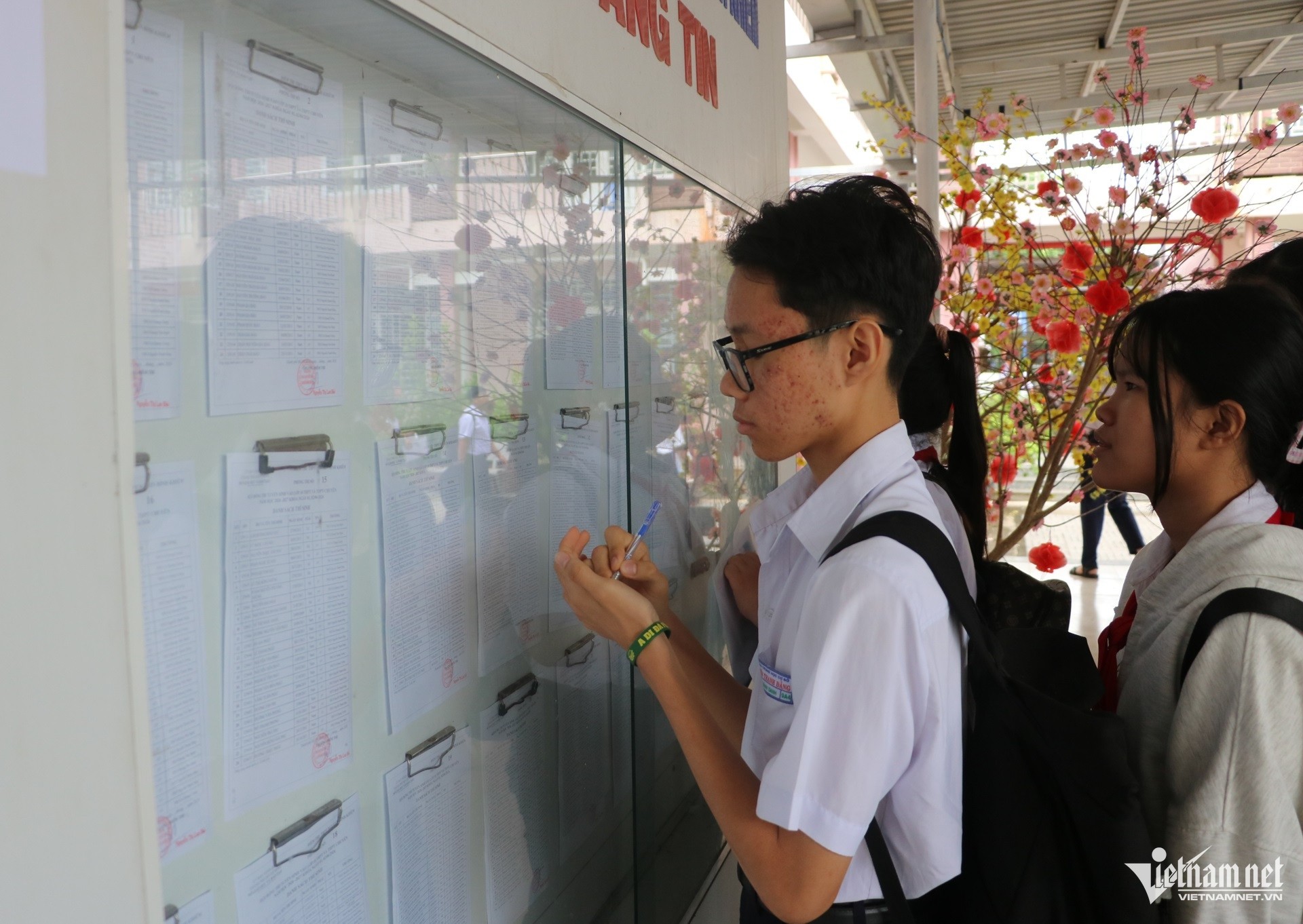 W-làm thủ tục thi lớp 10 ở tphcm, vũng tàu cũ.4.JPG.jpg
