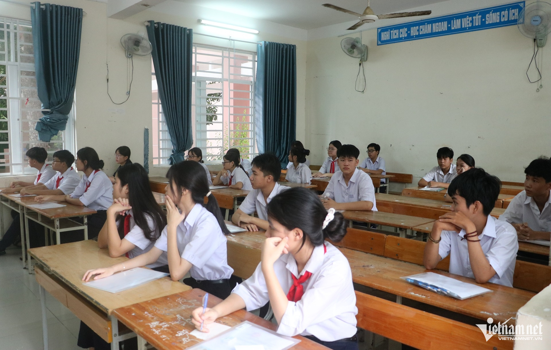 W-làm thủ tục thi lớp 10 ở tphcm, vũng tàu cũ.8.JPG.jpg