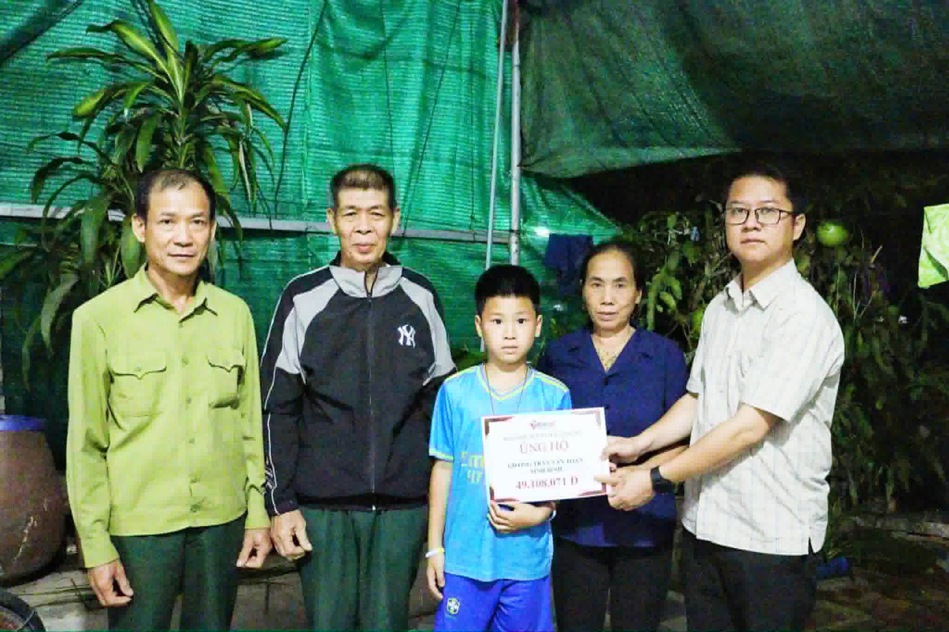 Bạn đọc giúp gia đình bà Đặng Thị Hường ở Ninh Bình hơn 49 triệu đồng