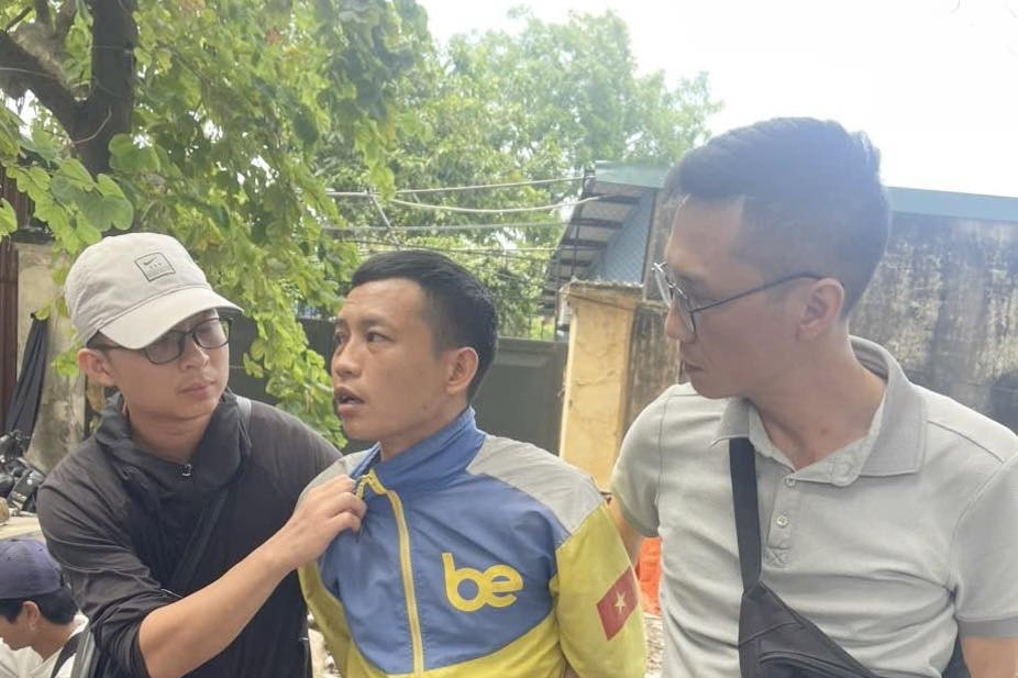 Đi từ Hà Nội đến Tuyên Quang, chém vợ tử vong tại chỗ rồi bỏ trốn