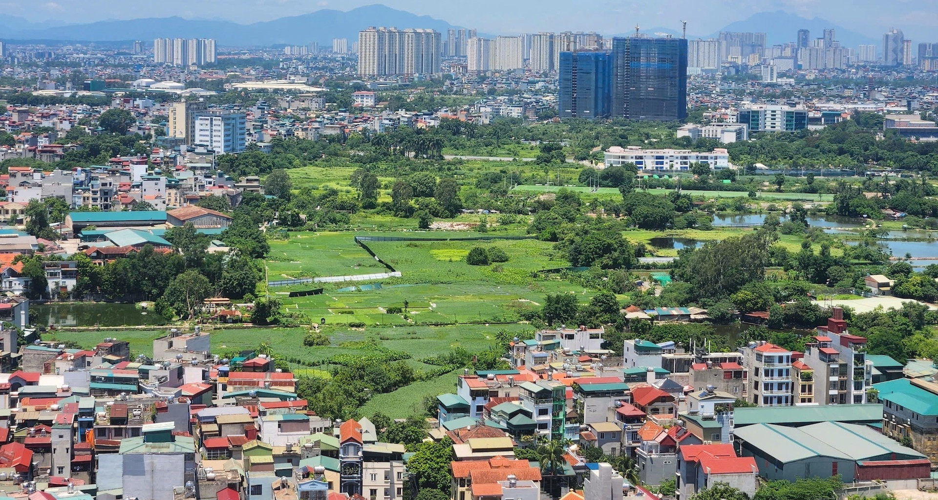 Giao dịch căn hộ tại Hà Nội lao dốc 60%, dòng tiền lướt sóng rút lui