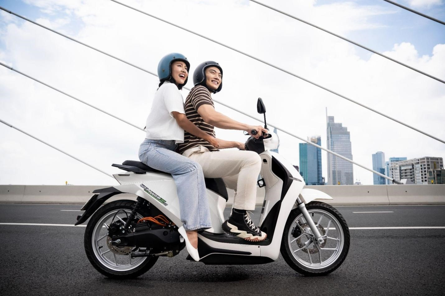 ‘Giờ G’ chuyển đổi xanh cận kề: cuộc đua xe điện bước sang vòng loại