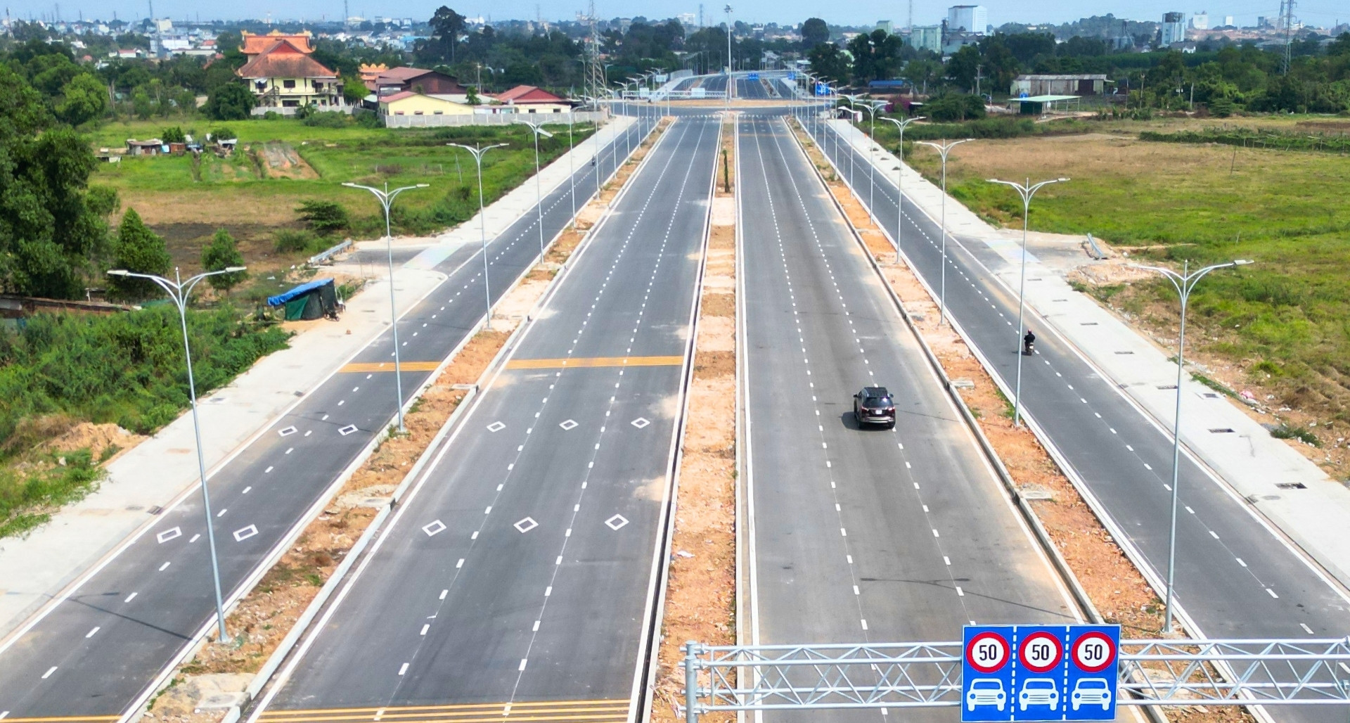Ngắm trọn tuyến đường 10 làn xe xuyên cù lao Phố với kinh phí 1.500 tỷ đồng