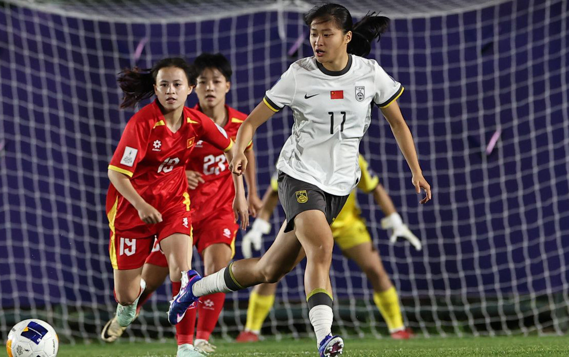 u17 nu viet nam trung quôc 1.jpg