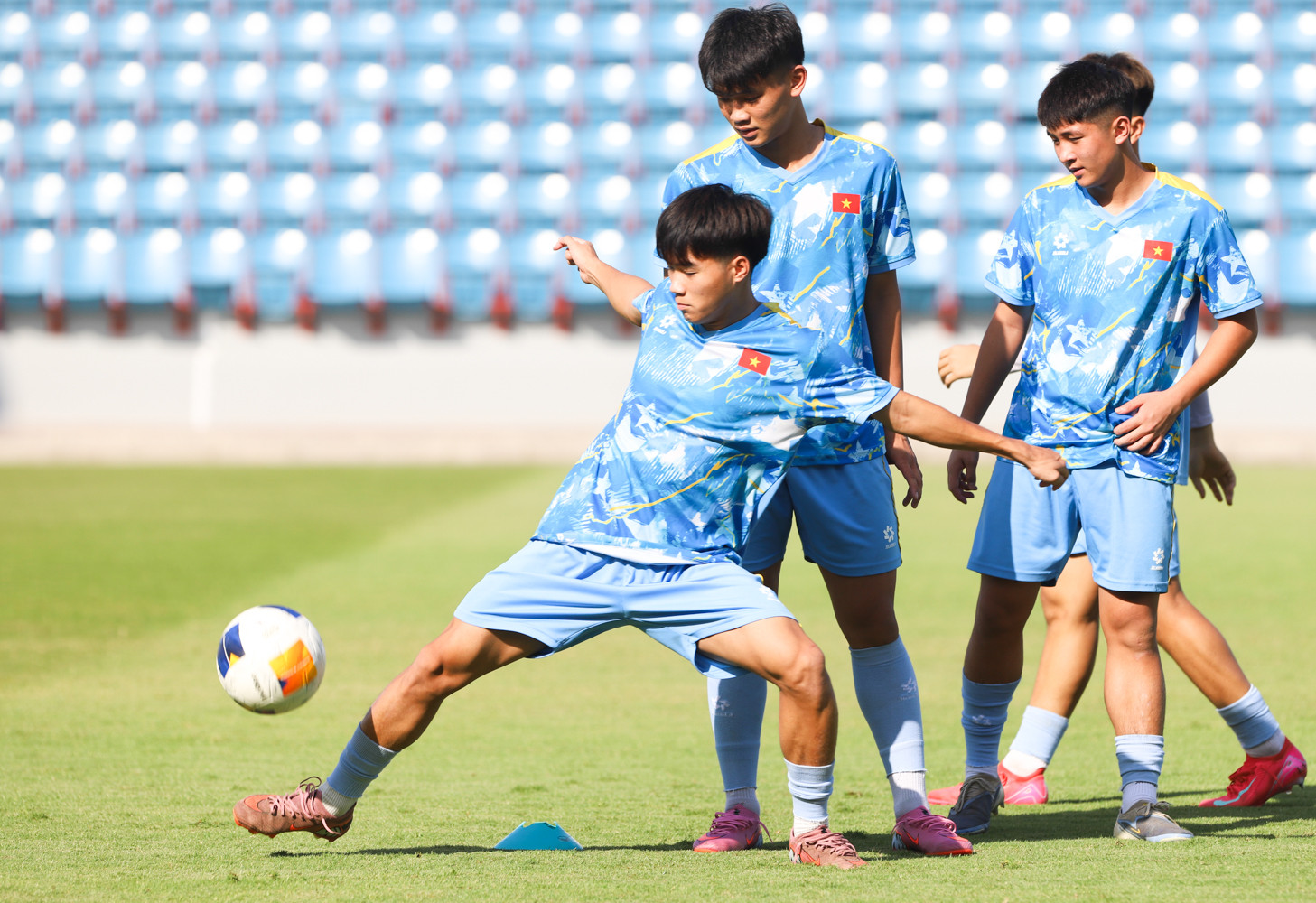 U17 Việt Nam luyện 'tuyệt chiêu', tự tin đánh bại Yemen u17 viet nam 1.jpg