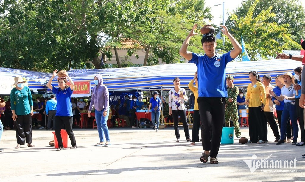 W-Nữ Anh hùng dân tộc Khmer Neáng Nghés.jpg