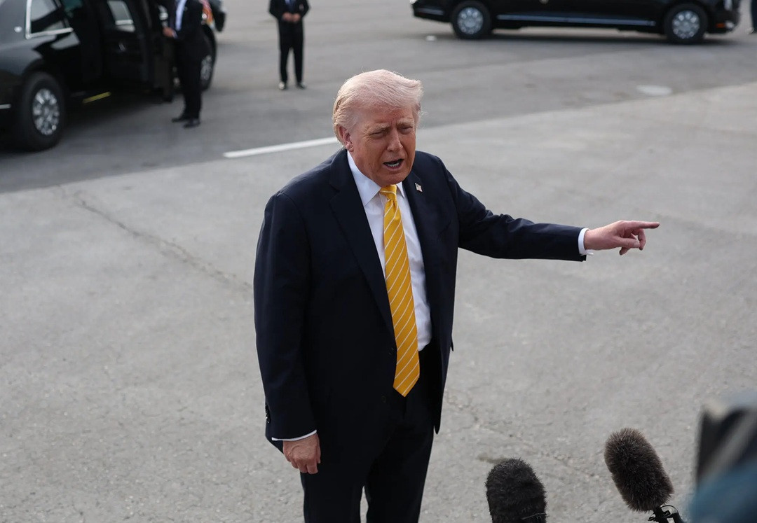 04pol newsletter trump alt tgjz superJumbo v5.jpg
