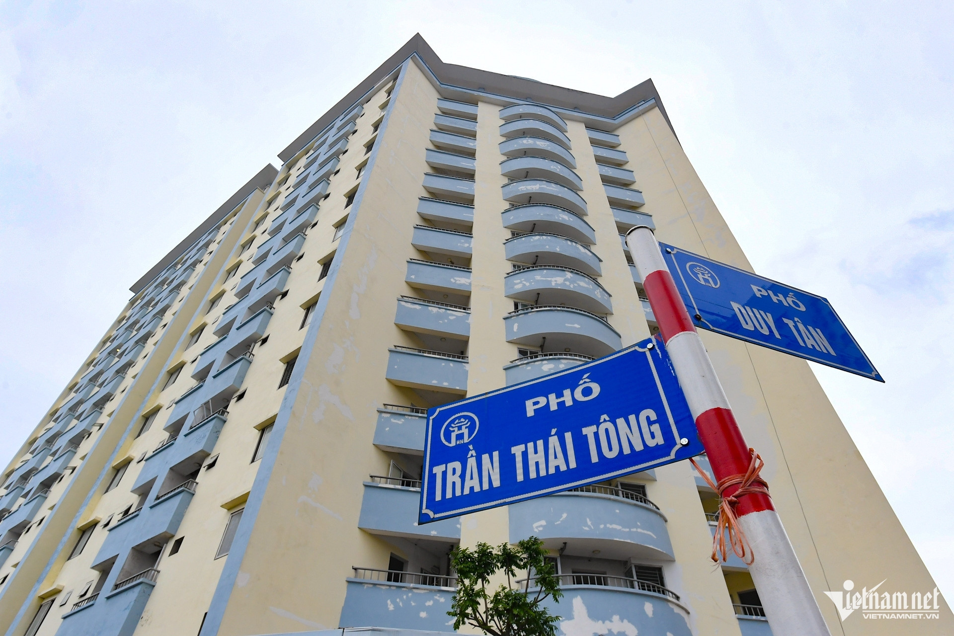 Bản tin sáng 5/5: Chung cư bỏ hoang hồi sinh, sắp bàn giao nhà tái định cư