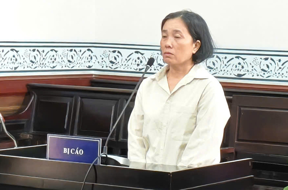 Cựu Phó Chủ tịch Hội Chữ thập đỏ làm giả giấy tờ đất để lừa đảo