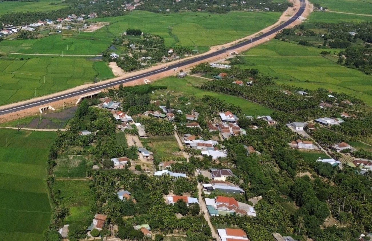 cao tốc Quảng Ngãi Hoài Nhơn.jpg