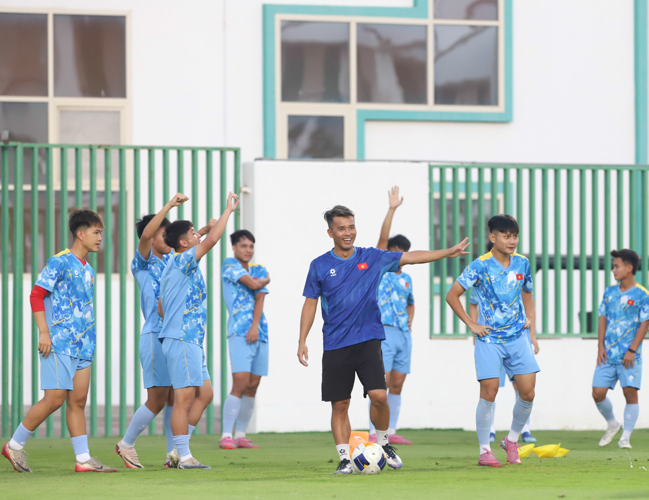 u17 viet nam 1.jpg