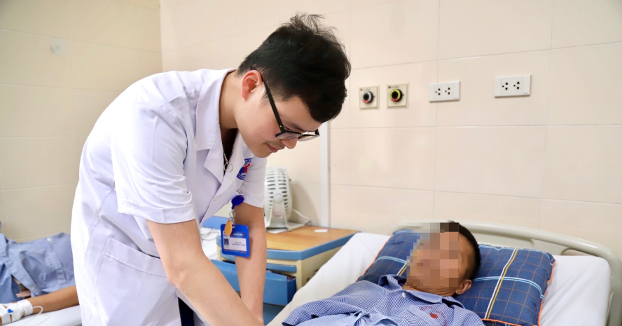 Phẫu thuật nội soi 3D cắt thực quản nạo vét hạch ba vùng cứu sống hai bệnh nhân ung thư giai đoạn muộn — image 2